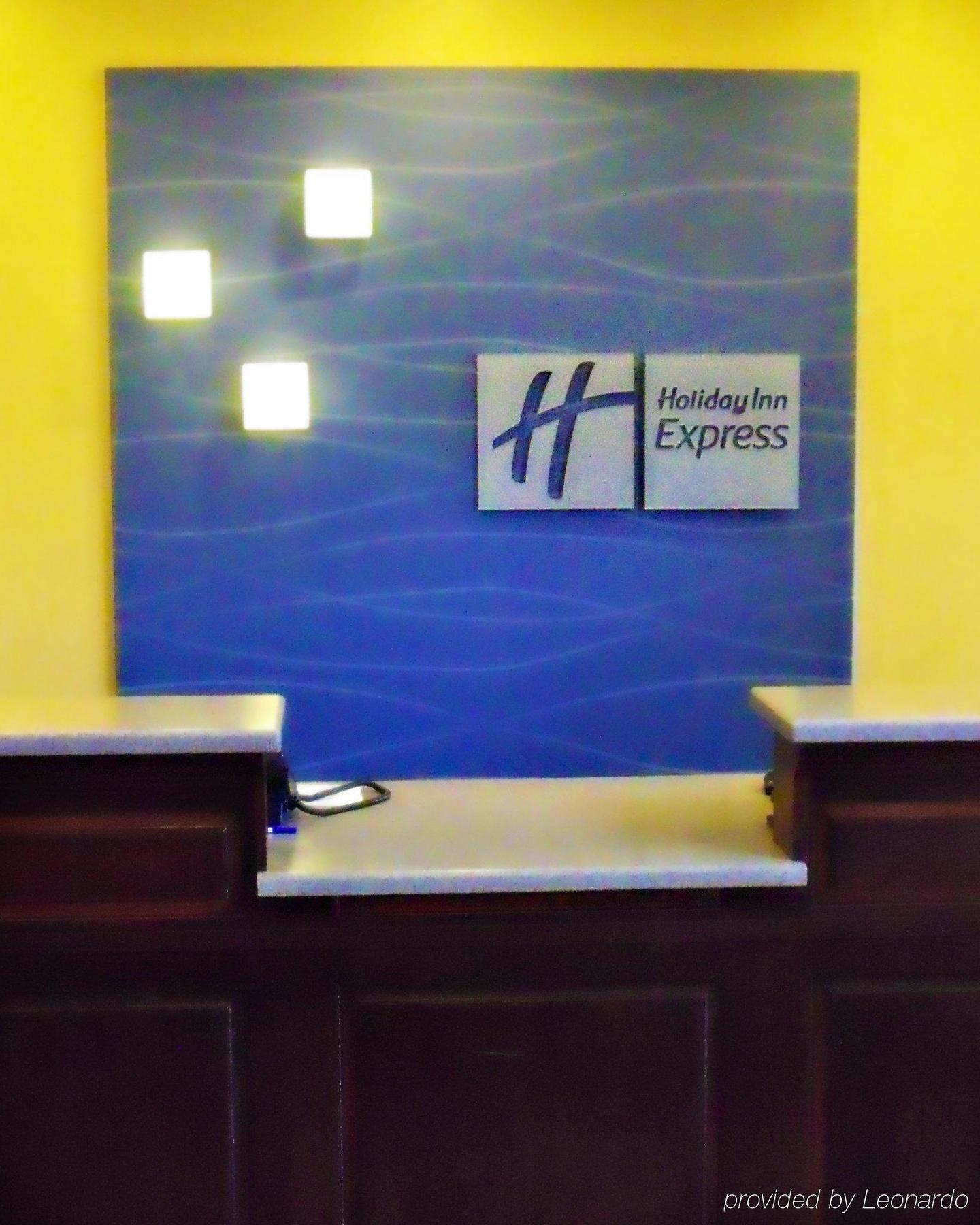 Seasons Inn & Suites Highland Intérieur photo