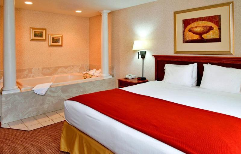 Seasons Inn & Suites Highland Extérieur photo